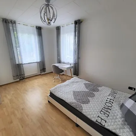 Apartment Moeblierte 3-zi Naehe Bwzk Koblenz (Rhineland-Palatinate)